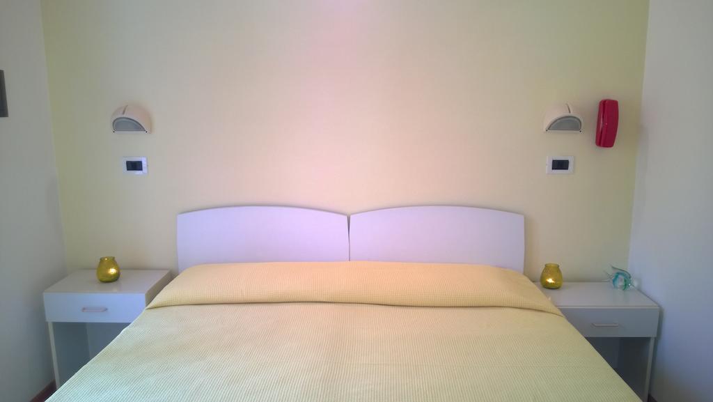 Hotel Paola Garden - Nuova Gestione Bellariva Di Rimini الغرفة الصورة